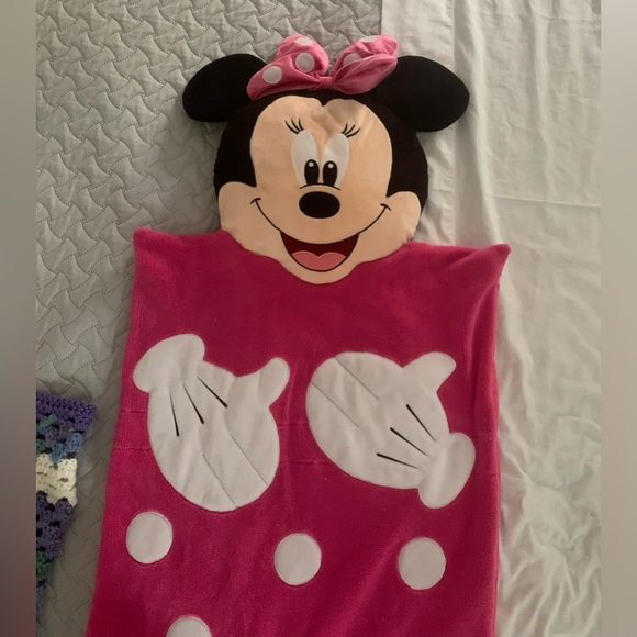 Disney Minnie Mouse Throw Blanket Fleece - Picture 5 of 5